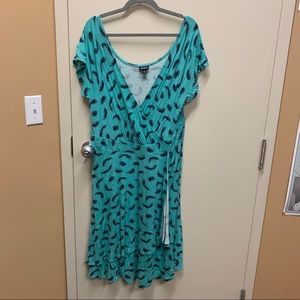 Torrid sz 2 feather wrap dress